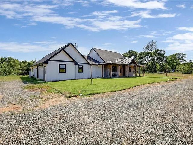 6217 Sandstone Ln, Browns Valley, CA 95918