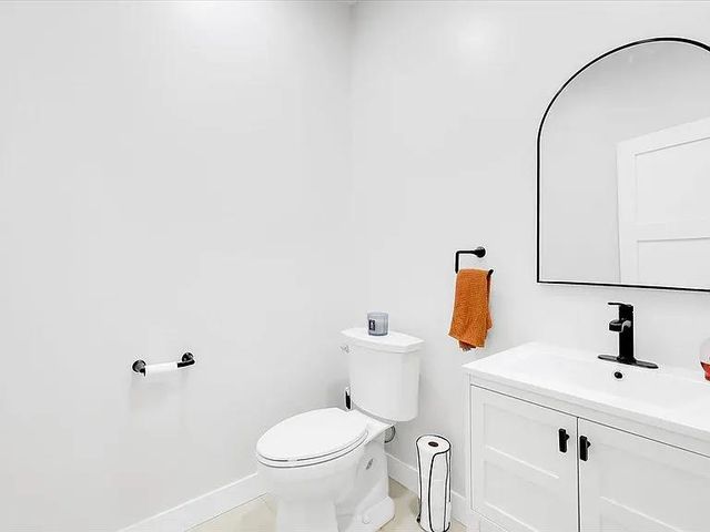 6217 Sandstone Ln, Browns Valley, CA 95918