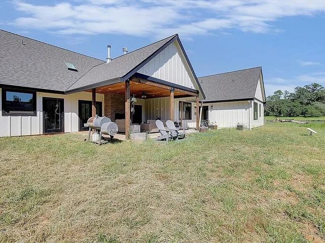 6217 Sandstone Ln, Browns Valley, CA 95918