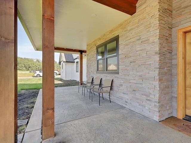 6217 Sandstone Ln, Browns Valley, CA 95918