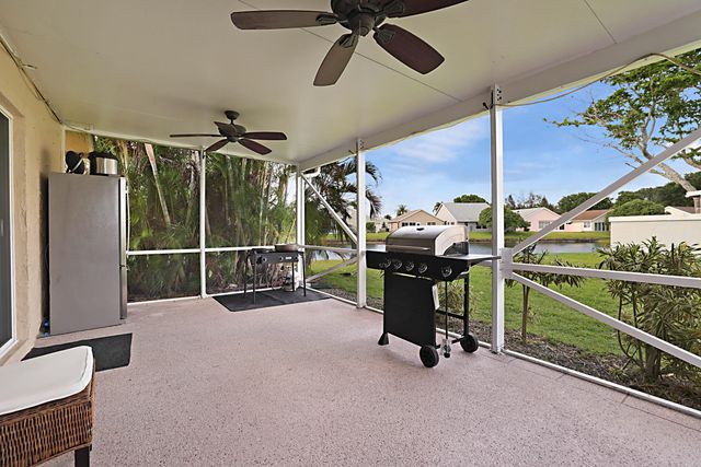 7852 Lake Champlain Court, Delray Beach, FL 33446