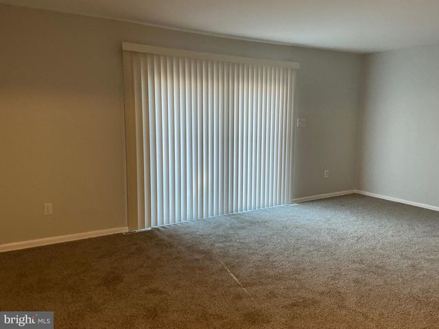 328 COMPTON CT, Wilmington, DE 19801