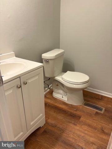 328 COMPTON CT, Wilmington, DE 19801