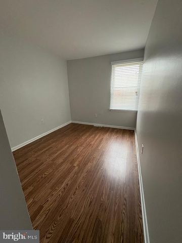 328 COMPTON CT, Wilmington, DE 19801