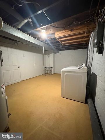 328 COMPTON CT, Wilmington, DE 19801