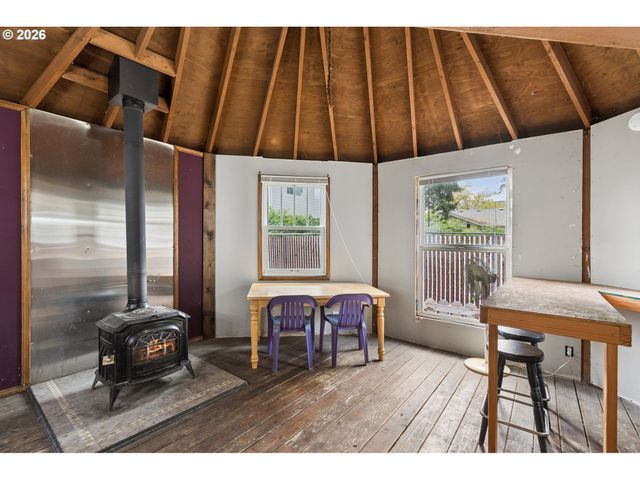 7215 N DENVER Ave, Portland, OR 97217