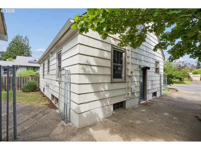 7215 N DENVER Ave, Portland, OR 97217