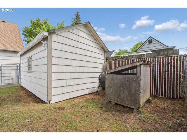 7215 N DENVER Ave, Portland, OR 97217