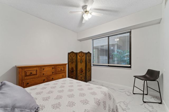 7546 La Paz Boulevard 105, Boca Raton, FL 33433