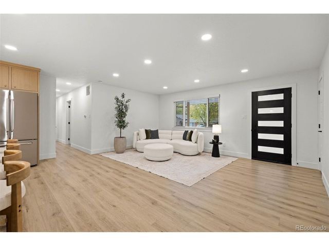 5051 W Geddes Cir, Littleton, CO 80128