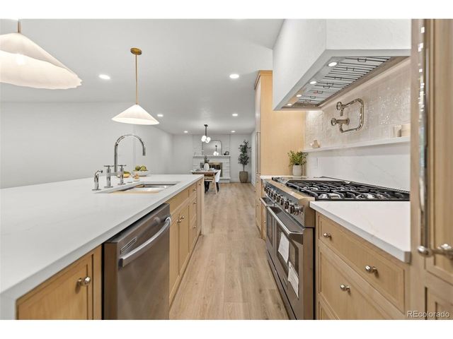 5051 W Geddes Cir, Littleton, CO 80128