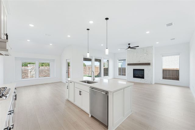 900 Twin Pine Court, Anna, TX 75409