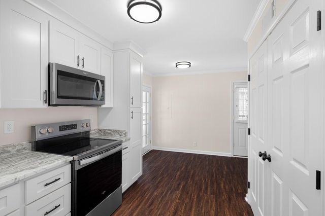 153 SEVEN PINES DR, Collierville, TN 38017