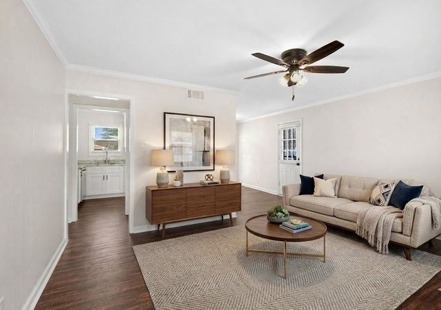 153 SEVEN PINES DR, Collierville, TN 38017