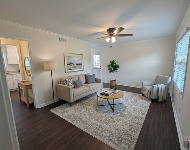 153 SEVEN PINES DR, Collierville, TN 38017