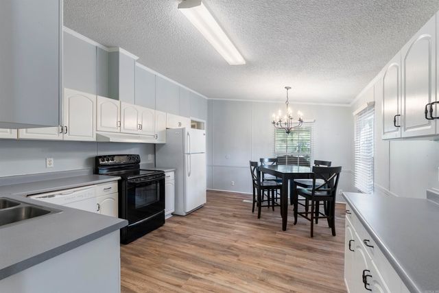 135 Jay Tee, Fairfield Bay, AR 72088