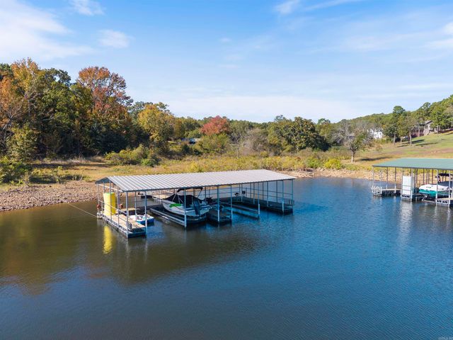 135 Jay Tee, Fairfield Bay, AR 72088