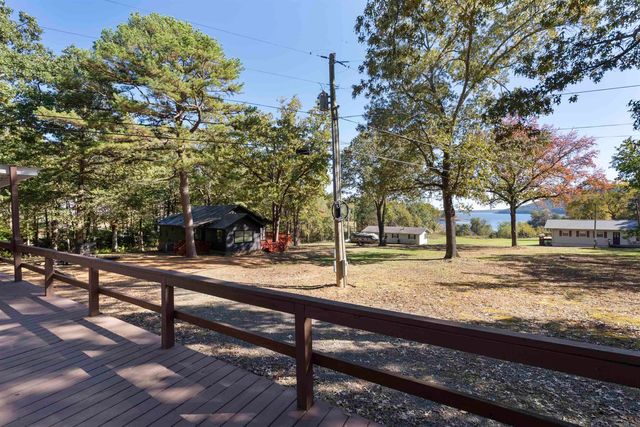 135 Jay Tee, Fairfield Bay, AR 72088