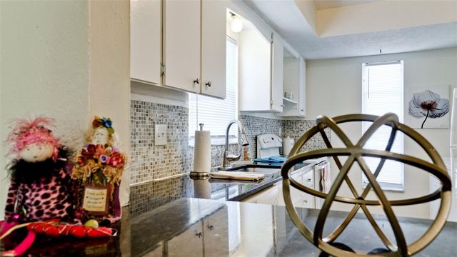 7811 43RD AVENUE DRIVE W 19-A, Bradenton, FL 34209