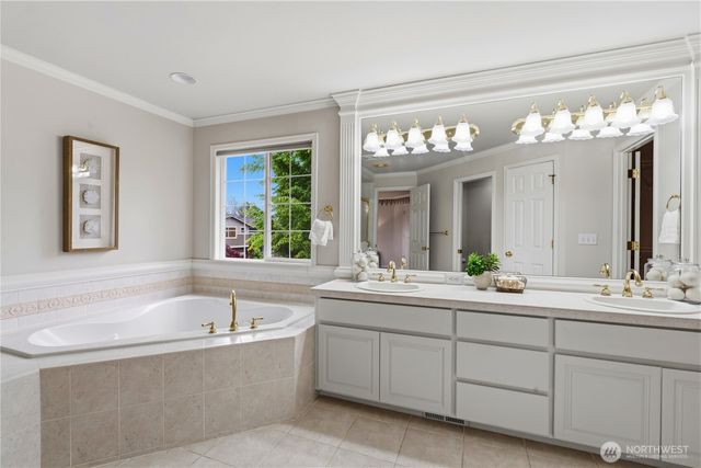 804 197th Ave SE, Sammamish, WA 98075