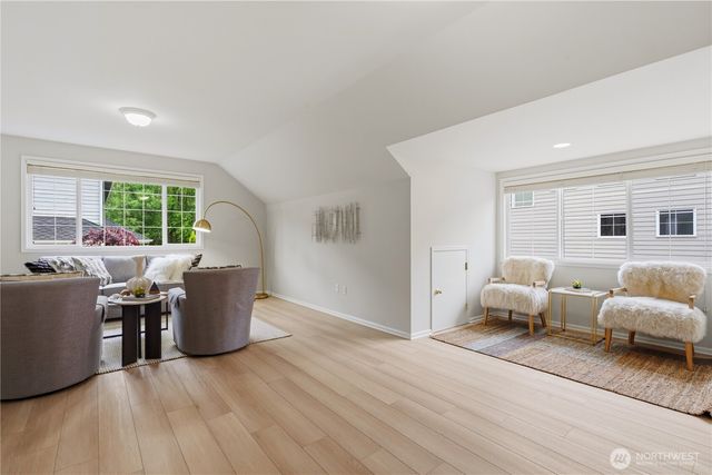 804 197th Ave SE, Sammamish, WA 98075
