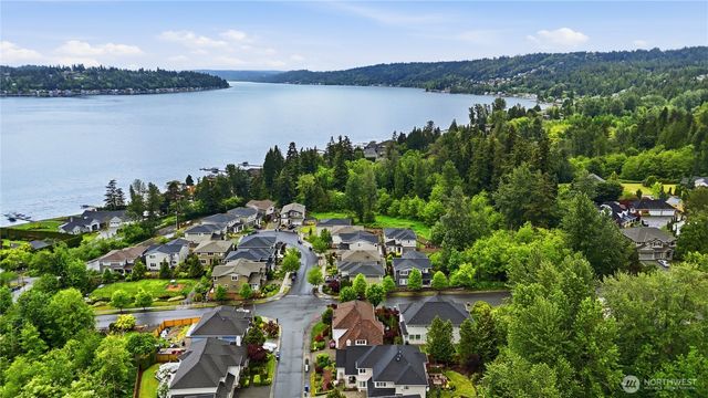 804 197th Ave SE, Sammamish, WA 98075