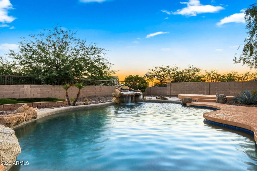 8219 E TESORO Circle, Mesa, AZ 85207