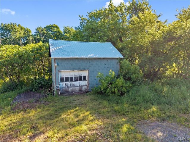 348 West Stone Road, New Haven, NY 13114