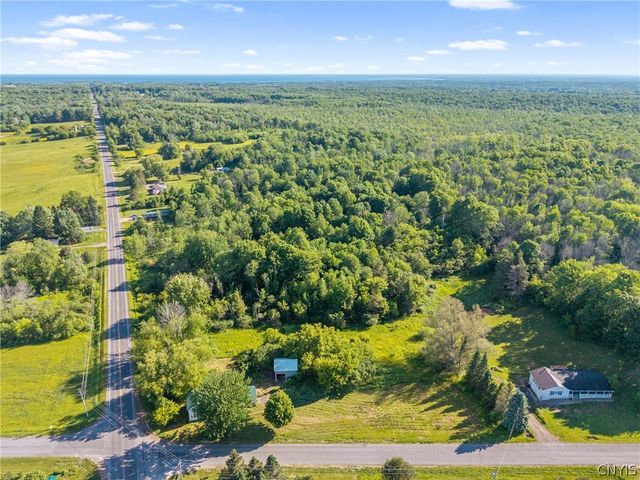 348 West Stone Road, New Haven, NY 13114