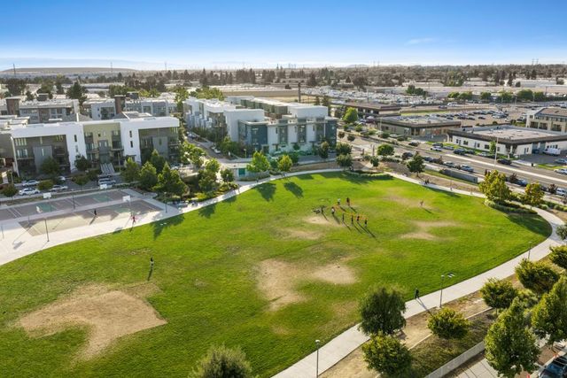 44829 Challenge 1004, Fremont, CA 94538