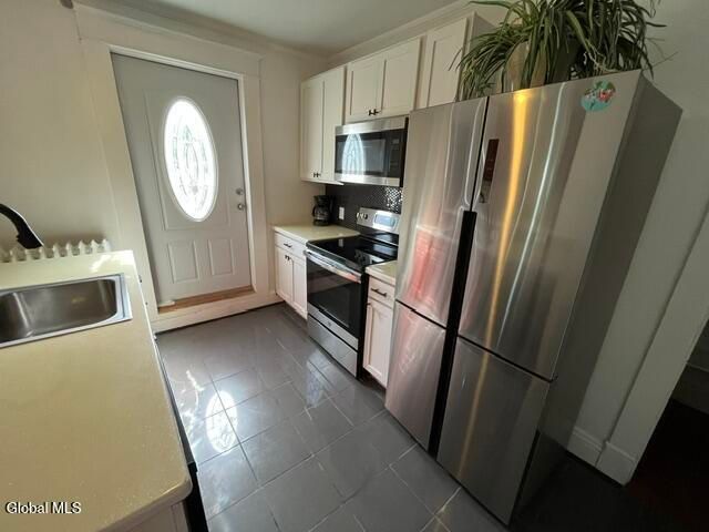 1056 Central Avenue, Albany, NY 12205