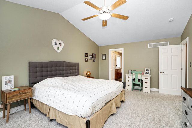 3731 Peachtree Circle, Manhattan, KS 66503