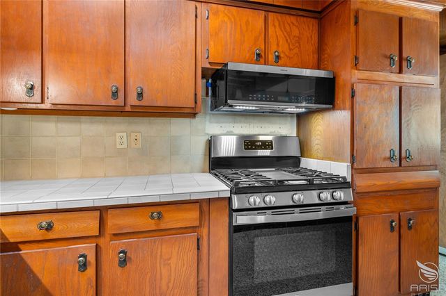 2435 BROADVUE AVENUE, Eustis, FL 32726