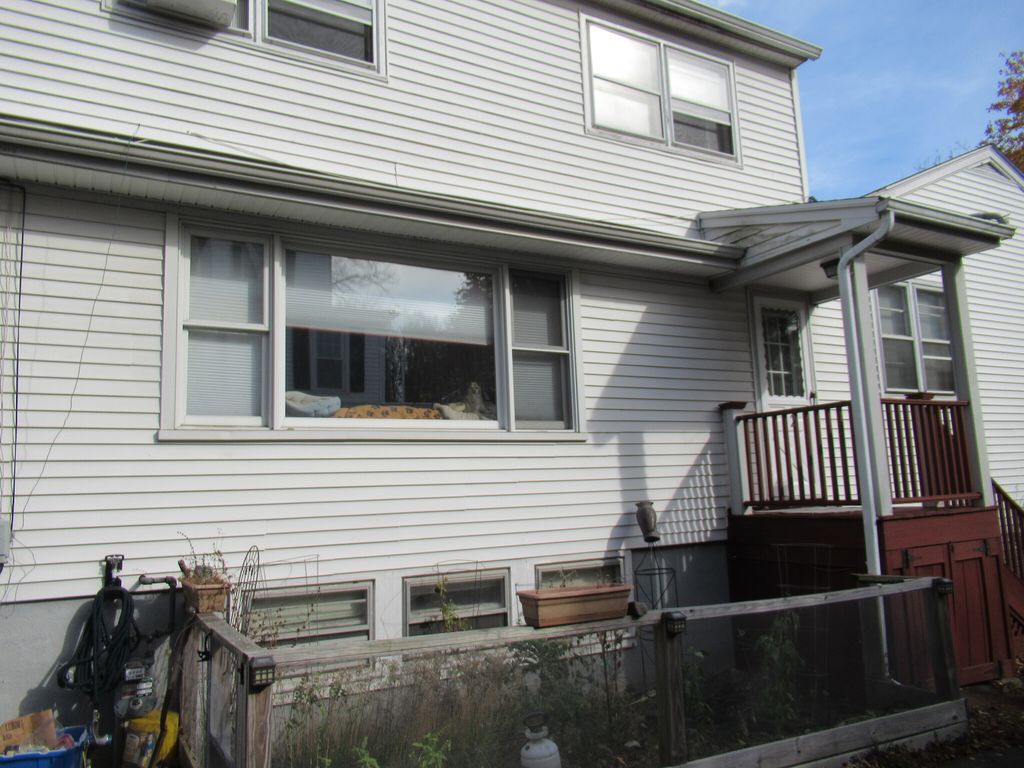 255 Fairfield Woods Road, Fairfield, CT 06825