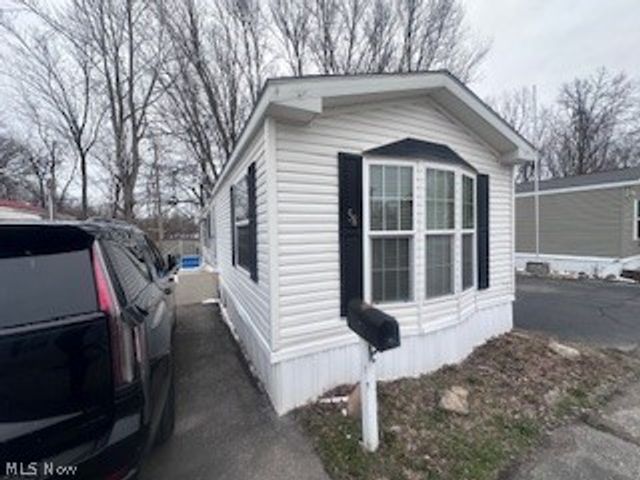 37223 Euclid Avenue 58, Willoughby, OH 44094