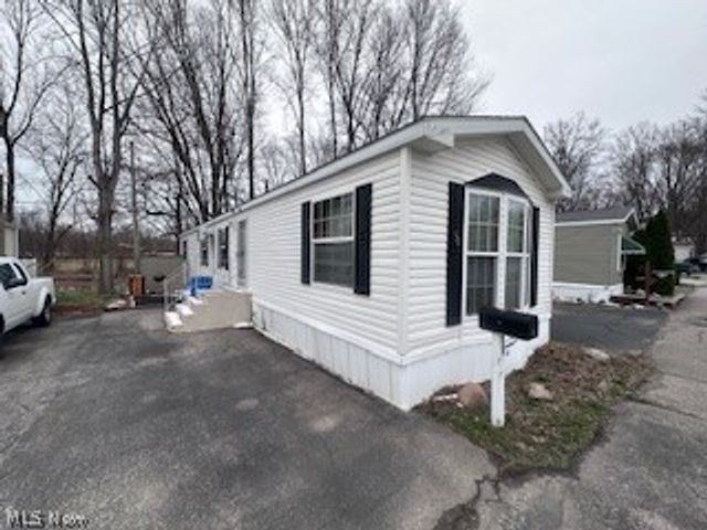 37223 Euclid Avenue 58, Willoughby, OH 44094