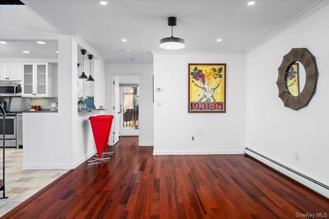 110 Round Hill Road, Dobbs Ferry, NY 10522