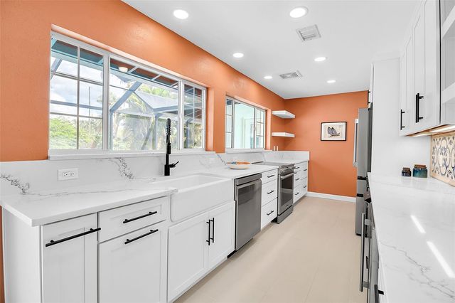 608 GARDENIA DRIVE, Venice, FL 34285