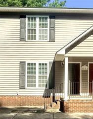 3332 Kenmont Lane E, Hope Mills, NC 28348