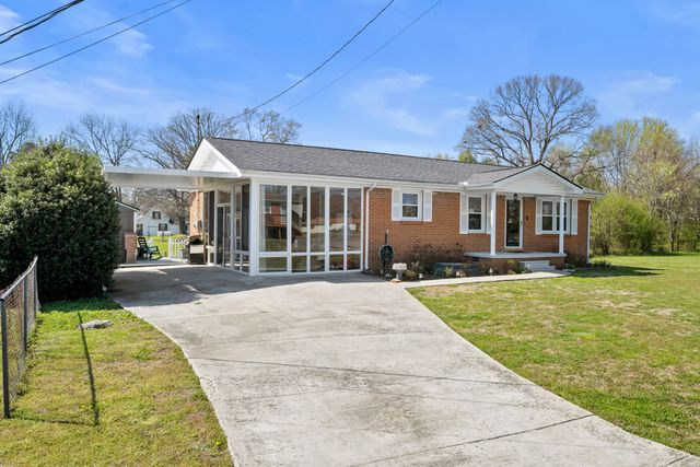 1376 Ardmore Hwy, Taft, TN 38488