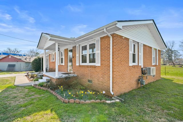 1376 Ardmore Hwy, Taft, TN 38488