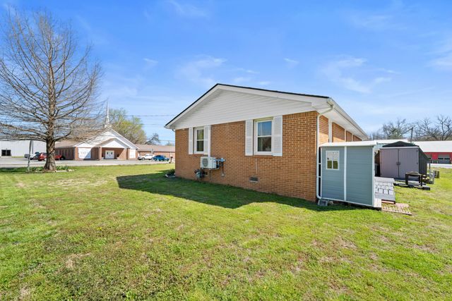 1376 Ardmore Hwy, Taft, TN 38488