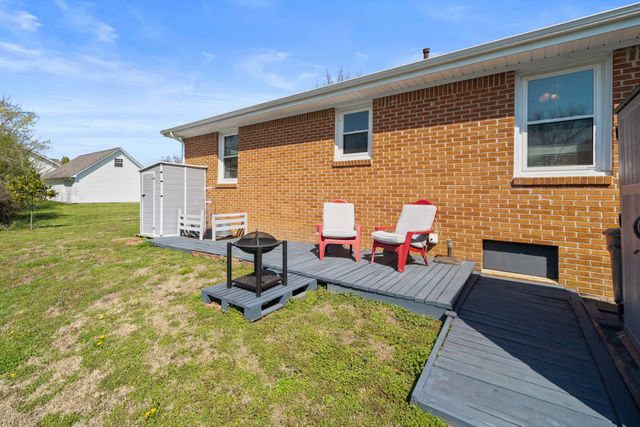 1376 Ardmore Hwy, Taft, TN 38488