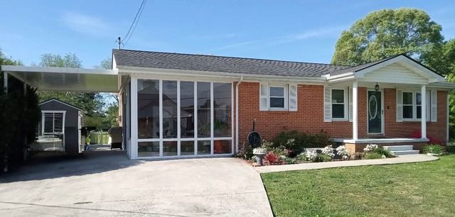 1376 Ardmore Hwy, Taft, TN 38488