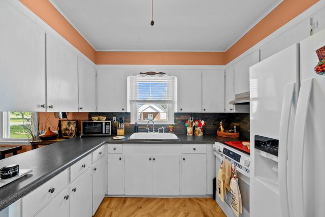 1376 Ardmore Hwy, Taft, TN 38488