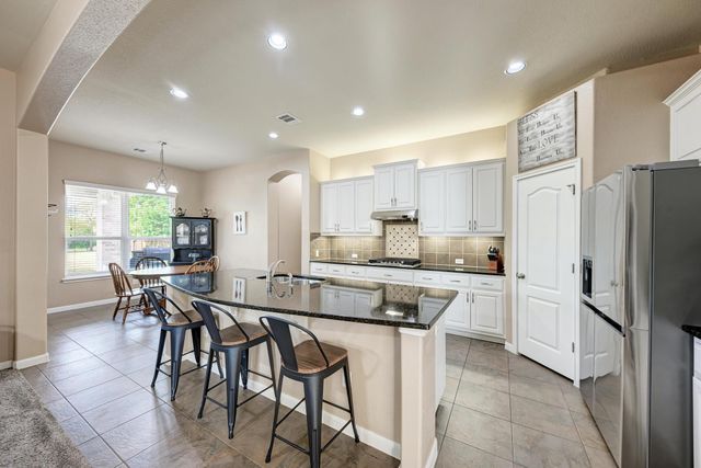 1119 Enclave WAY, Hutto, TX 78634