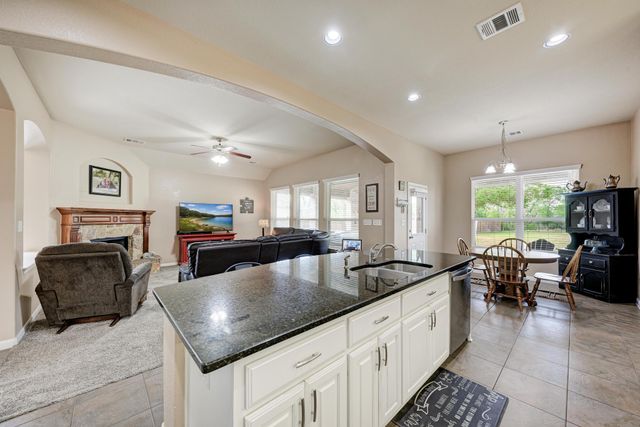 1119 Enclave WAY, Hutto, TX 78634