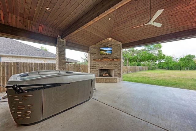 1119 Enclave WAY, Hutto, TX 78634