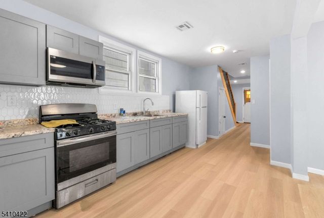 34 Tichenor Ter, Irvington Twp., NJ 07111