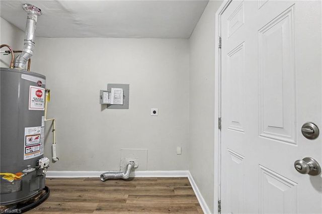 12 Preyer Court, Greensboro, NC 27405